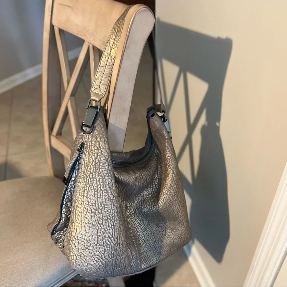 Vince Camuto Riley metallic brushed bubble lamb leather hobo purse shoulder bag